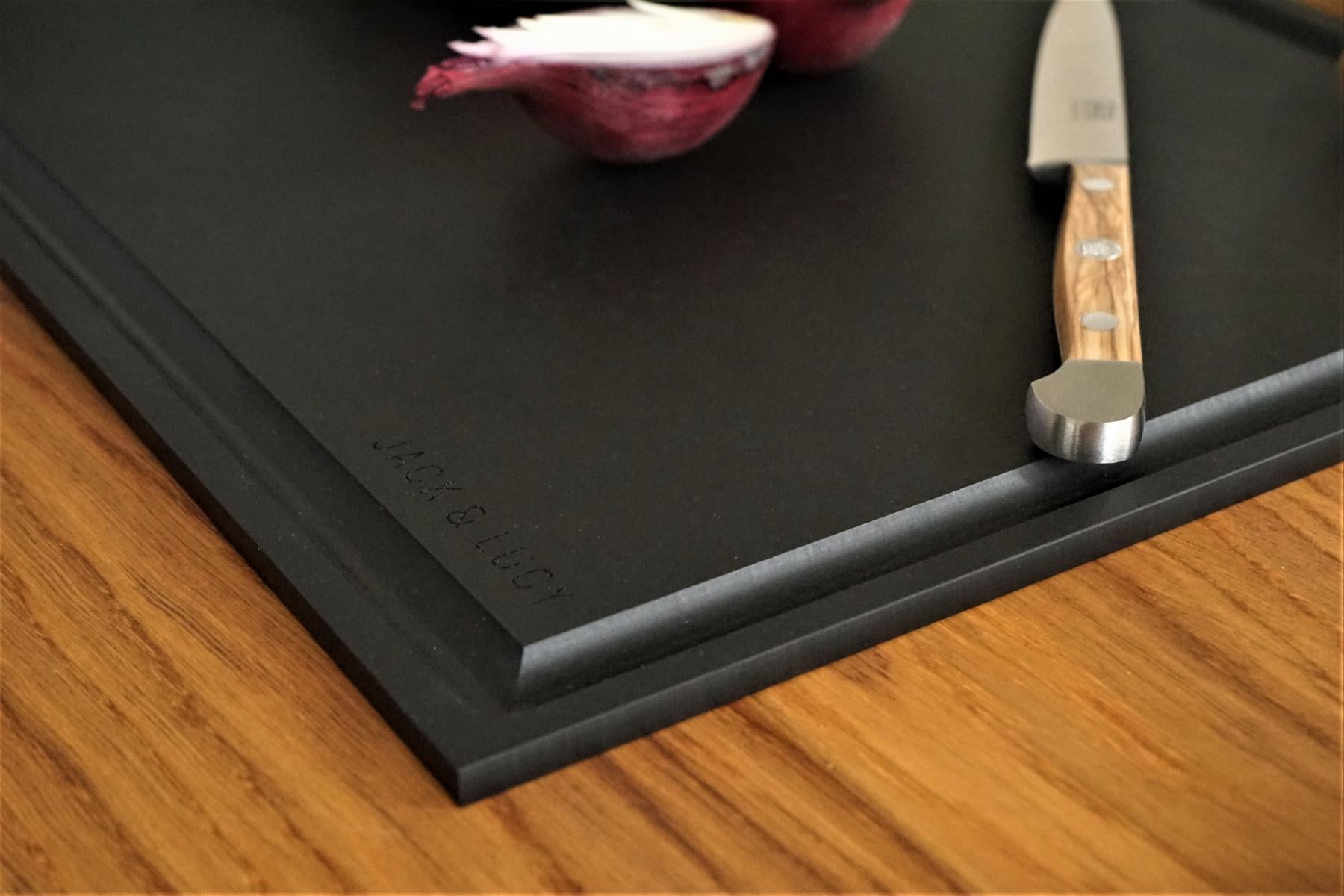 Allblack 40/25 R | Schneidebrett mit Saftrille aus Papierfaser